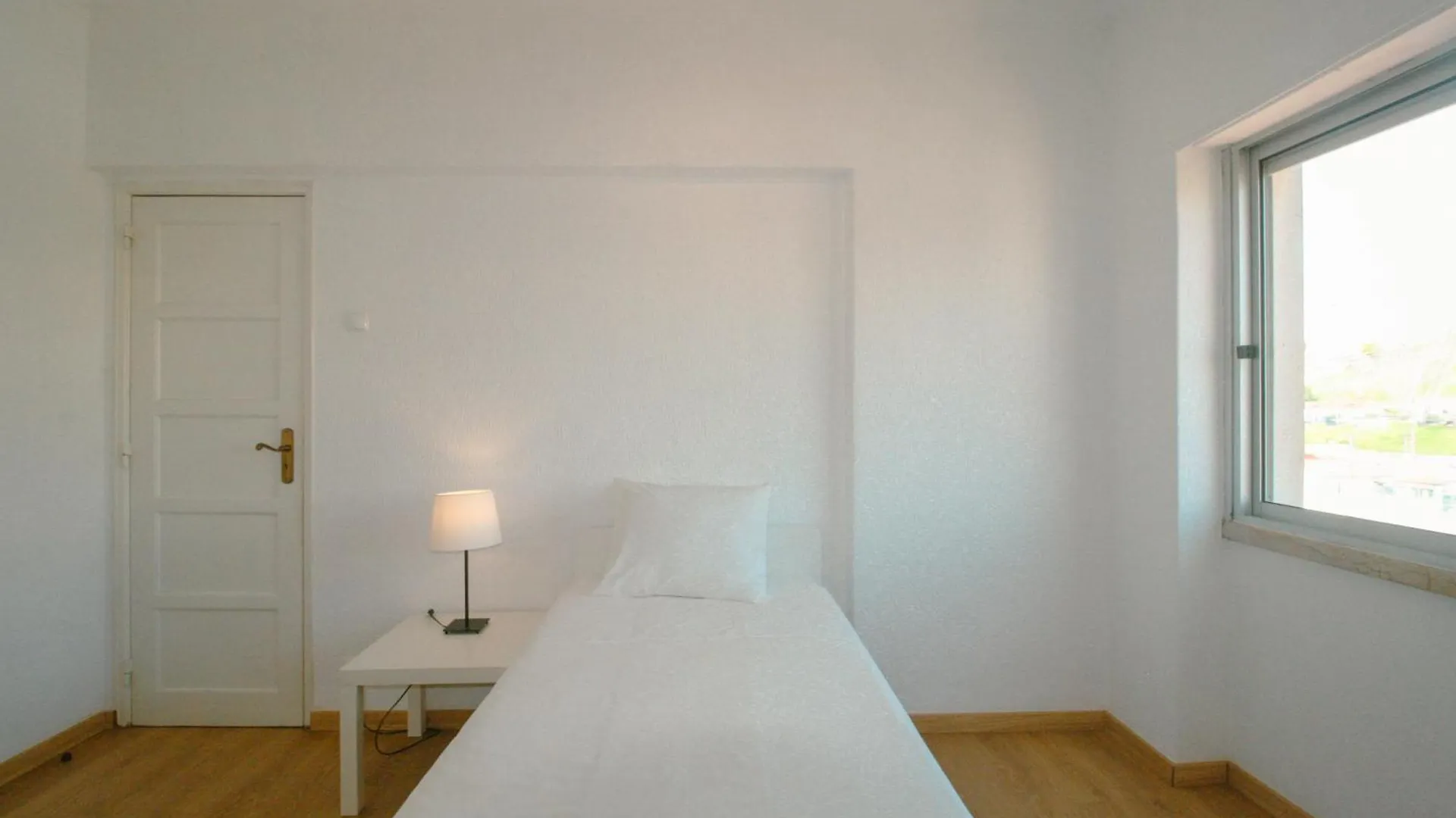 Guest house Queluz Apartment